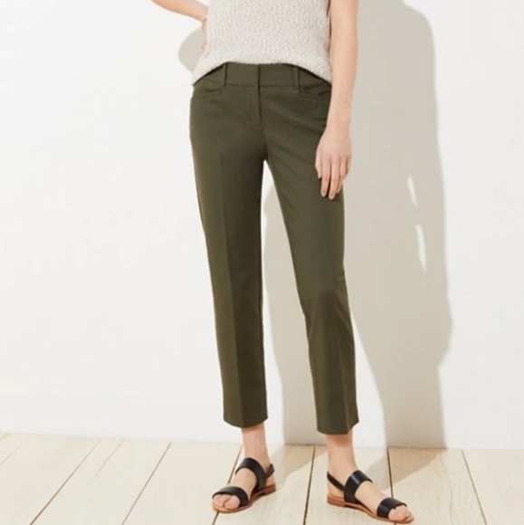 LOFT Pants - Loft Riviera cropped pants in vibrant olive